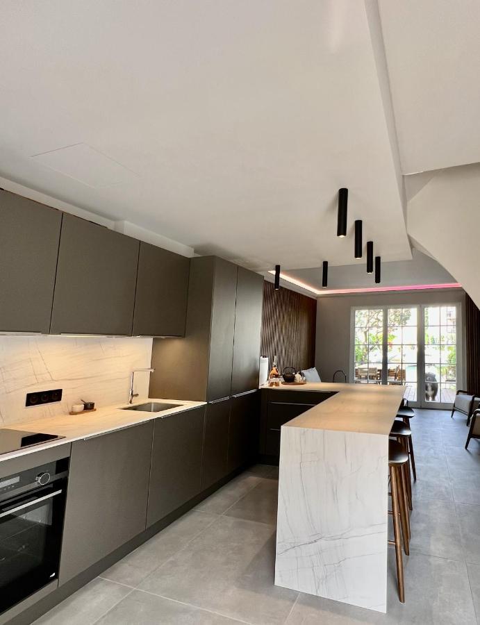 Casa Ika Port Grimaud - Maison 4 Chambres + Amarrage מראה חיצוני תמונה